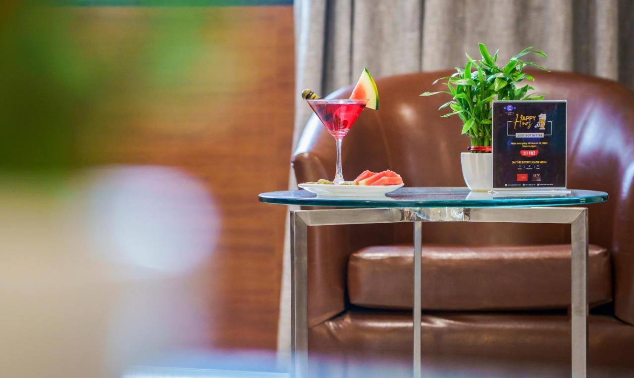 Caspia Hotel New Delhi Екстериор снимка