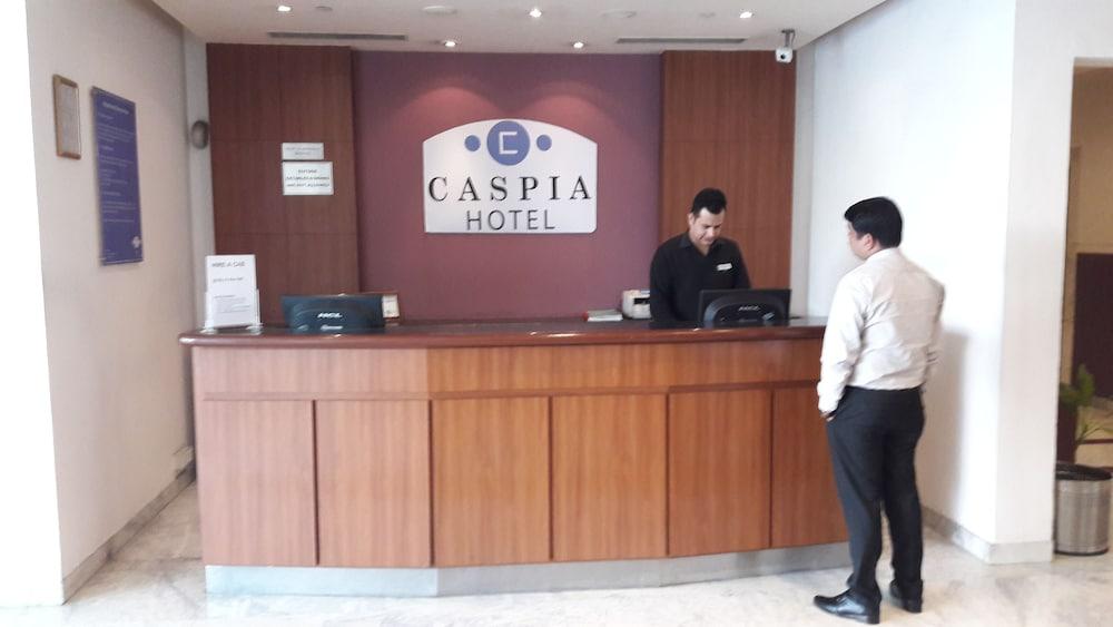 Caspia Hotel New Delhi Екстериор снимка